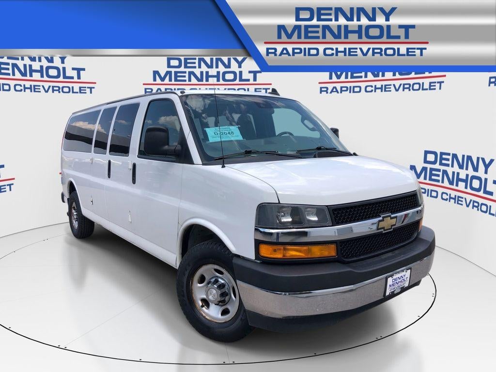 2020 Chevrolet Express Passenger 3500