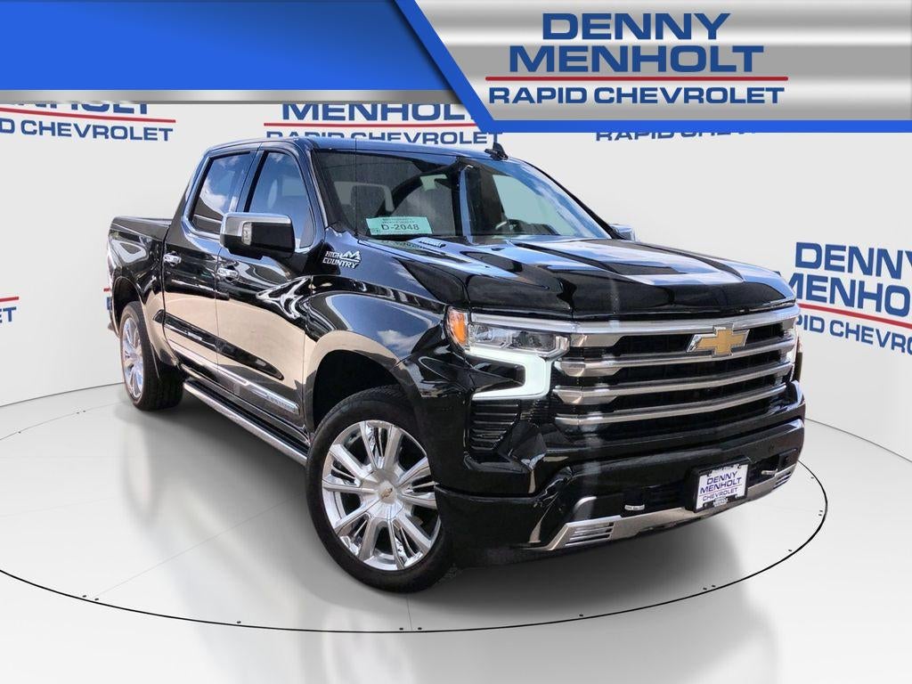 2025 Chevrolet Silverado 1500 High Country in Black — front three-quarter view