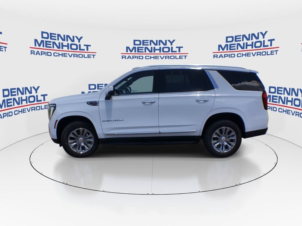 2025 GMC Yukon — detail view