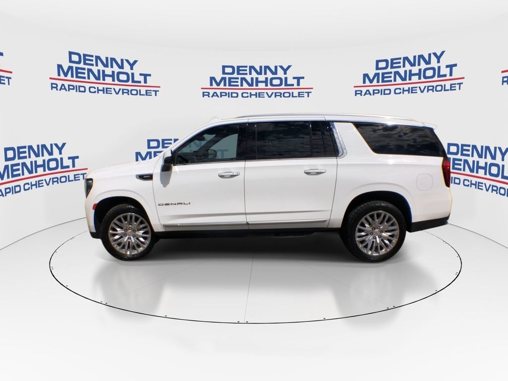 2024 GMC Yukon XL — detail view