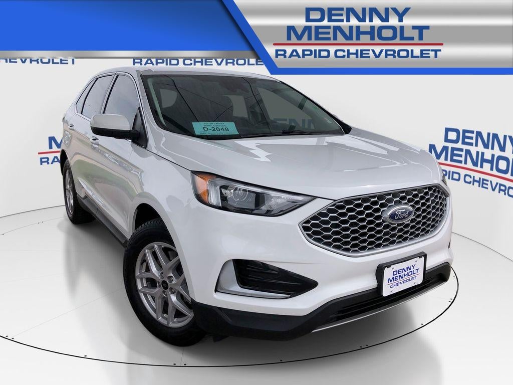 2023 Ford Edge SEL in White — front three-quarter view