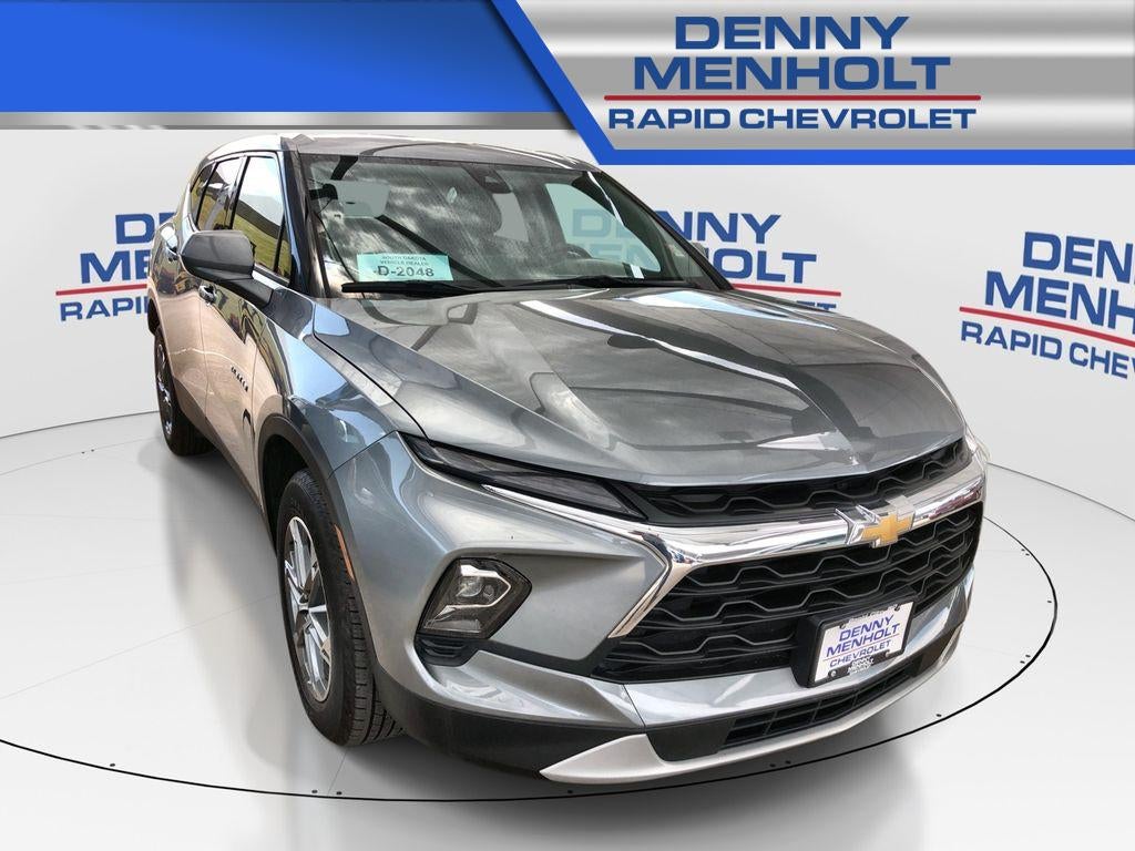2025 Chevrolet Blazer 2LT in Sterling Gray Metallic — front three-quarter view
